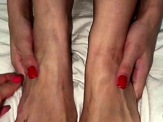Kira Queen Moans in Sensual Foot Massage from Kitana Lure