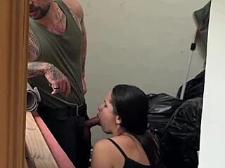 se tem um homem feliz nesse mundo é esse corno voyeur cuckold