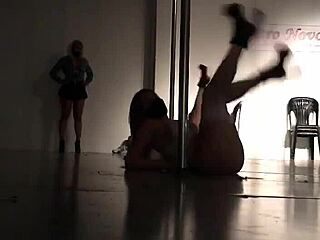 sexy doctorita argenta strips pole dancing hospital