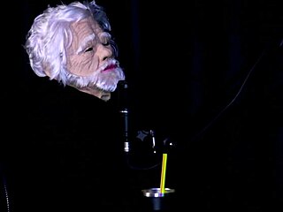 check out the hottest dirty talk moments with negro top oficial and belinha baracho. porn cast brazil part 4 on sheer red!