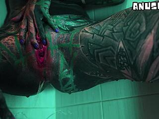 testing this new shower wand on my tattooed teen asshole watch me squirt and gape