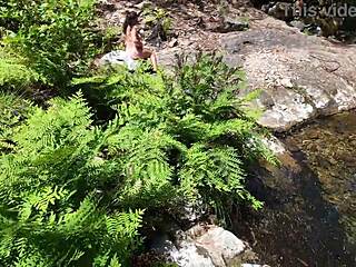 HUNTING YOUNG MOMMY LEADS TO ROUGH OUTDOOR PUSSY POUNDING BY THE BEACH