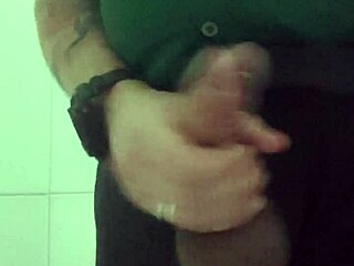 security chick from shop sneaks to bathroom for solo masturbation amateurs caught on cam