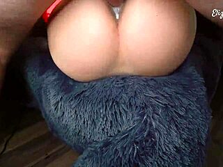 First time slamming eliza evans creamy coño missionary in tight jeans!