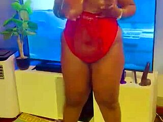 Two shaved pussy amateurs lick and finger each other in homemade lesbian play session