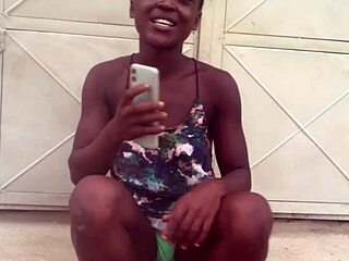 Crazy African Bitch Twerks Wild To Nigeria Afro Music Beats