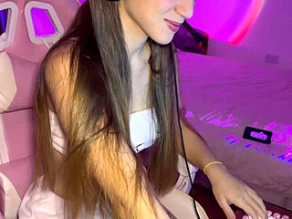 Young gamer hijastra's wet pussy takes my cock 🎮💦