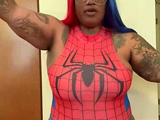 Spider girl Shabrim cosplay strips teasingly at con until fully naked