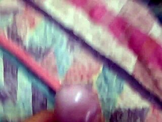 cute roommate gets her wet pussy fucked hard in the kitchen till creampie explosion 😍🔥