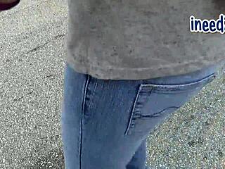 Florida Girls Desperately Wet Pants In Jeans Panic