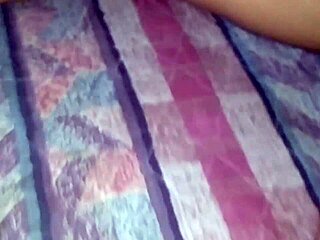 pretty amateur's tight shaved pussy creampied deep after hard stroking
