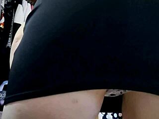 that italian girl FARTS all over your face... SMELL every naughty puff from her curvy ass next door