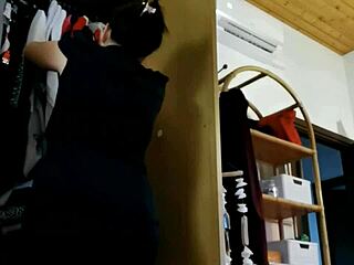 that italian girl FARTS all over your face... SMELL every naughty puff from her curvy ass next door