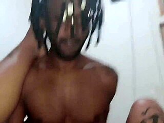 Club slut fucked everyone now flashing hot for rideshare driver 😈🚗