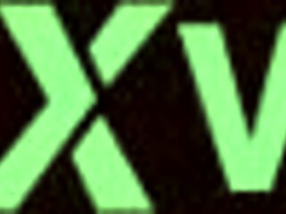 Argentinian pornstar bares it all in public outdoor thrill