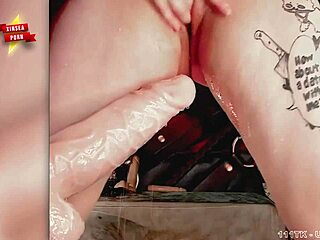 Oily bitch deepthroats cock then vibes to cum orgasm