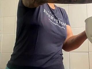 big pussy flash dares you dive in or chicken out