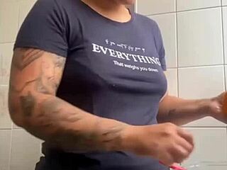 big pussy flash dares you dive in or chicken out