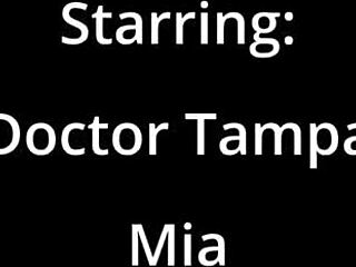 whoa mia's shaved pussy gets handjob shocked then missionary cum blasted close-up 😍 long hair petite latex moans