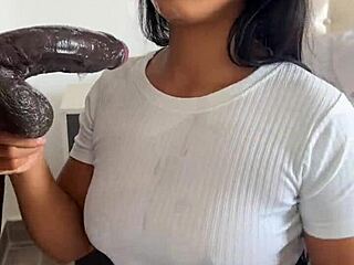 Whoa huge meat dildo satisfies my cravings with amateur couple Nysdel!