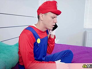 Wife demands intense anal during SNES play