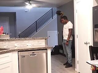 Kyra Rose Devours Rome Majors' Juicy Shaft Before Wild Ride on Monster Meat