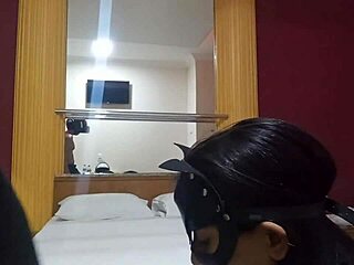 hey, that lucky uber moto guy scores hot latina blowjob outdoors?