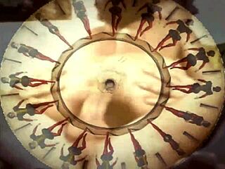 Vintage hairy beavers spread wide in antique erotic beaver feast