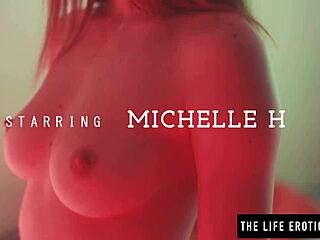 Can you see me whipping my red ass raw until I cum so hard?