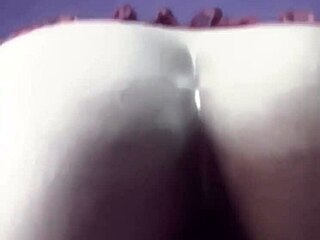 a mi novio no le gusto pero mi culo grande con dildo si les va a gustar