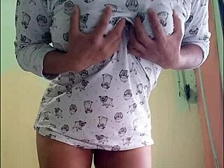 Daring Latina Housewife Skirts Boss's House Pantyless for Raw Fuck