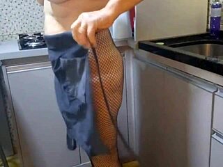 Sograh Caught Naked Cooking! Desperate For Hard Cock In Kitchen Workout Lingerie Taboo