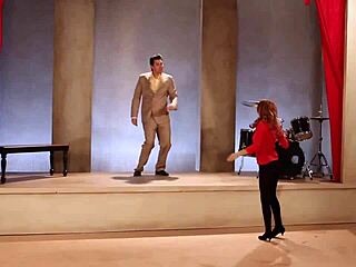 doesn't lexis's petite ass jiggle perfectly in those tight leggings while she rides?