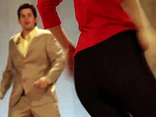 doesn't lexis's petite ass jiggle perfectly in those tight leggings while she rides?