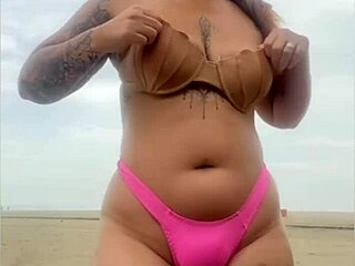 hey babe pull that cock out of your shorts so i can check if it's really hard 😏🌴