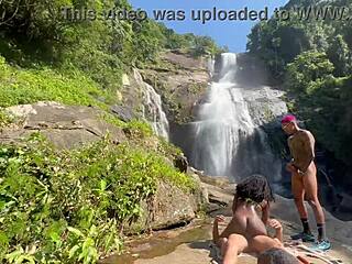 Bastidores Amador: Pretinha SKINNY TEEN Bent Over DOGGYSTYLE in Public RED Cher