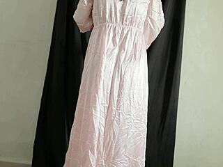 indo big ass babe tries on satin panties in shower