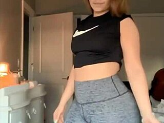Instagram Big Ass Girls in Tight Gym Leggings