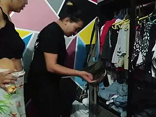 😈 my horny neighbor shows up while i sort clothes n grabs my big ass for lesbian doggystyle femdom