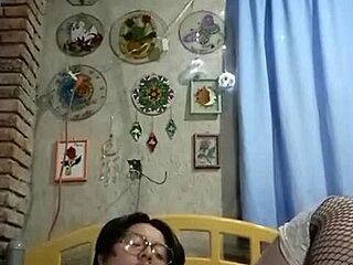 hey marysubmissive's chubby young curves saggy tits big ass homemade update got me drooling 😍🍑