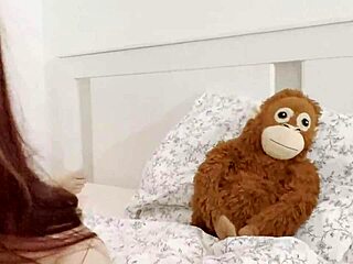 bella masters that blowjob like a pro