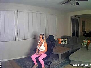 free use gamer milf slut deepthroats huge cock doggystyle creampie fucked