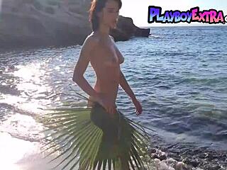 Hey, wanna see glamorous Maria Gutjahr's big natural tits bounce naked on beach? 😏