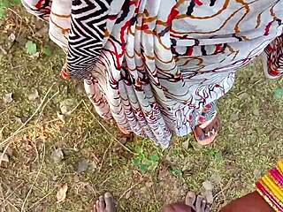 Everbest Brutal Outdoor Fuck Tears Indian Aunty's Big Tits in Forest Pain!