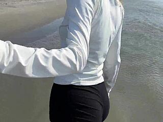 Fuck my hot hermanastra after beach day with empty house!