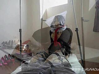 imagine this asian fuck doll in latex catsuit doing public outdoor self bondage and mummification play