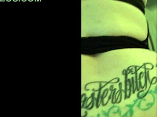 submissive tattooed milf slut pussy farting during close-up creampie fuck