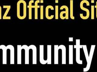 Jessica Jaymes laps wet lesbian pussies!