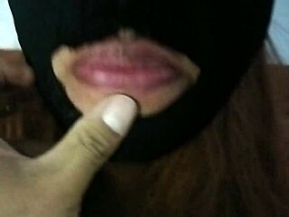 Elchicodelpeinadofollador Delivers Messy Oral with Saliva Dripping Everywhere in Close Domination