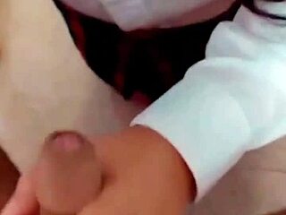 hay porqué me dices eso profe?? me da vergüenzita... nunca lo he hecho, mira mi concha preñada casera!